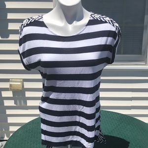 The Limited Short Sleeve Blue & White Top Size Medium